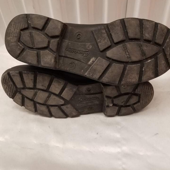 BLANDSTONE SHOES - Picture 7 of 8